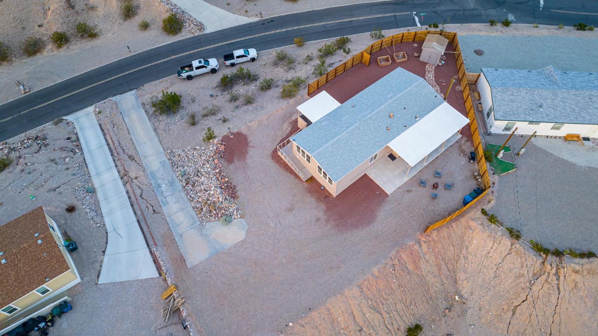 Magnificent & Tranquil Home, Mountain Views , 8 Mins To Casinos & River, Fire Pit, Bbq Bullhead City Esterno foto