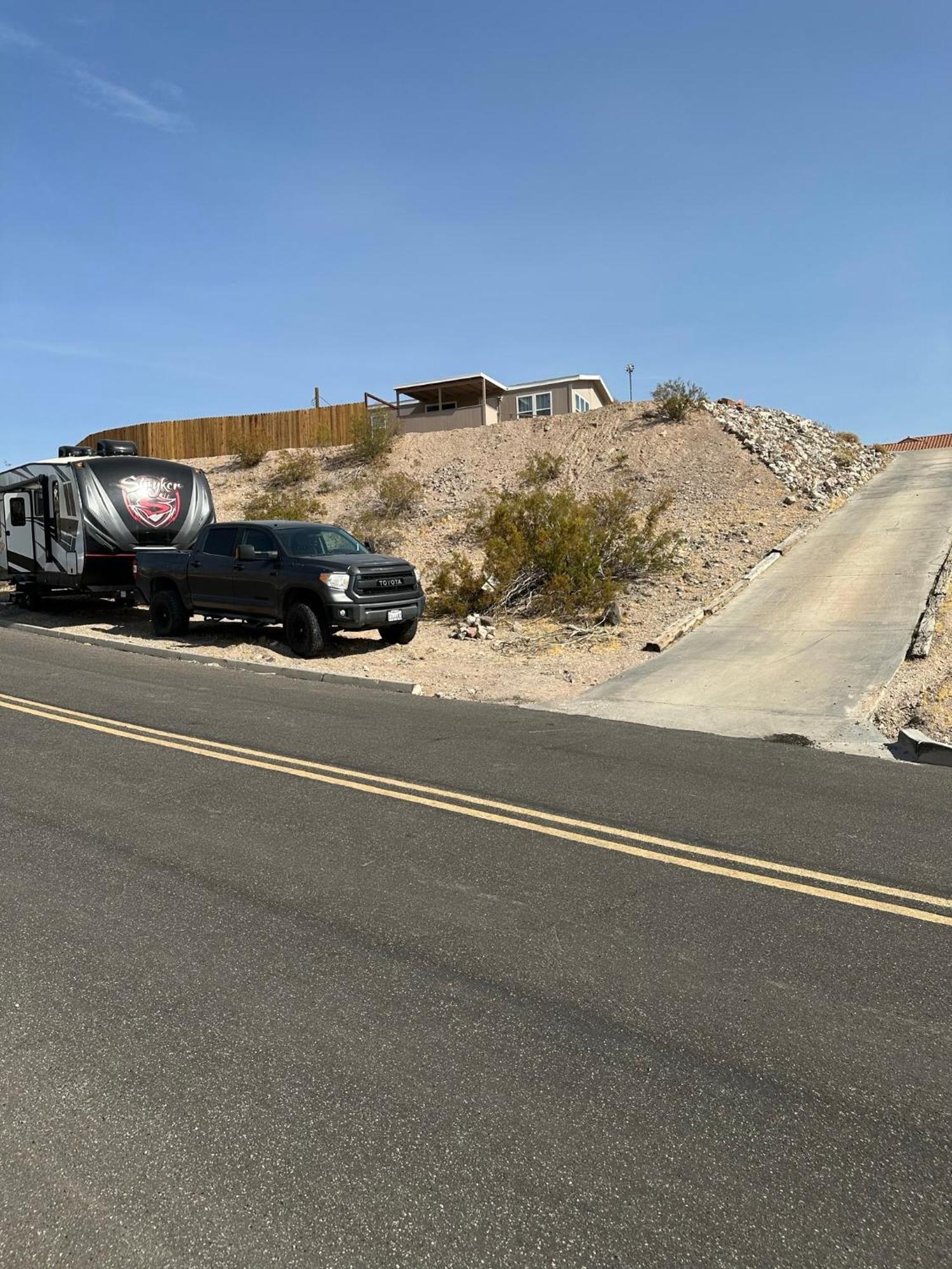 Magnificent & Tranquil Home, Mountain Views , 8 Mins To Casinos & River, Fire Pit, Bbq Bullhead City Esterno foto